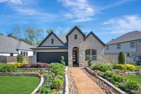 Exterior - 210 Painters Ridge Ct, Willis, TX 77318 photo 4 of 6