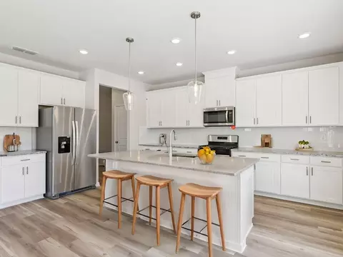Kitchen - 6737 Warbler Ln, Lula, GA 30554 photo 2 of 8