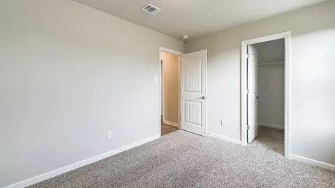 Bedroom - 215 Eagle Heights Dr, Duson, LA 70529 photo 4 of 7
