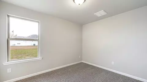 Bedroom - 215 Eagle Heights Dr, Duson, LA 70529 photo 3 of 7