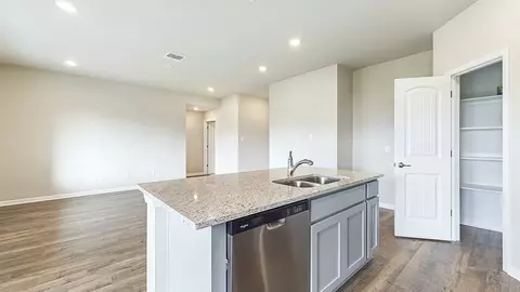 Kitchen - 215 Eagle Heights Dr, Duson, LA 70529 photo 3 of 6