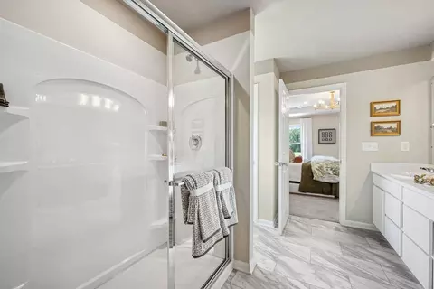 Bath - 455 Riverside Dr, Holly, MI 48442 photo 4 of 4