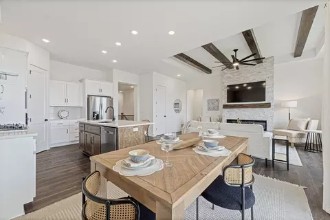 1227 Saddle Ct, Raymore, MO 64083 photo 9