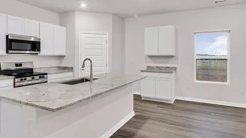 Kitchen - 104 Murphy Ln, Madison, AL 35756 photo 3 of 7