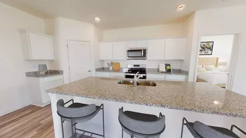 Kitchen - 13253 Bending Creek Trl, Parrish, FL 34219 photo 1 of 1