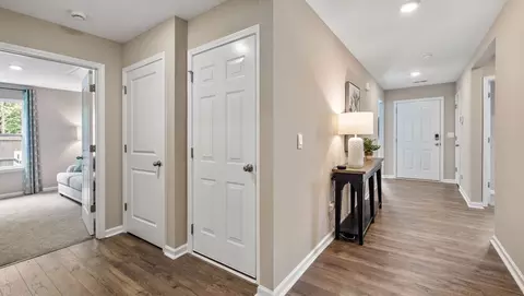 Entry Way - 101 Sunriff Ct, Greer, SC 29651 photo 2 of 8