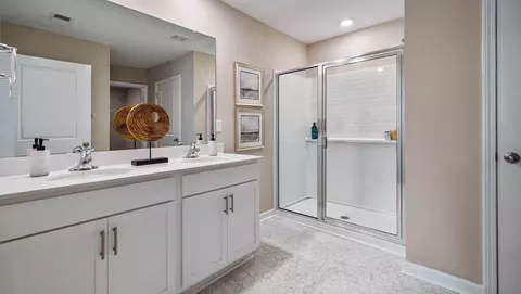 Bath - 101 Sunriff Ct, Greer, SC 29651 photo 1 of 6
