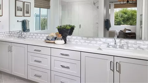 Bath - 125 Dora Way, Oceanside, CA 92057 photo 7 of 8