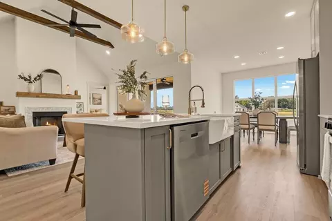 Kitchen - 11372 Forest View Ln, Sperry, OK 74073 photo 3 of 5