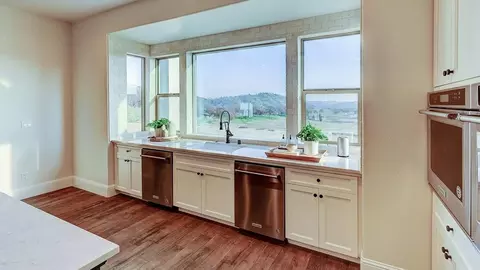 Kitchen - 20243 Ventana Hills Dr, Clovis, CA 93619 photo 4 of 4