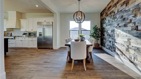 Dining - 20243 Ventana Hills Dr, Clovis, CA 93619 photo 3 of 4