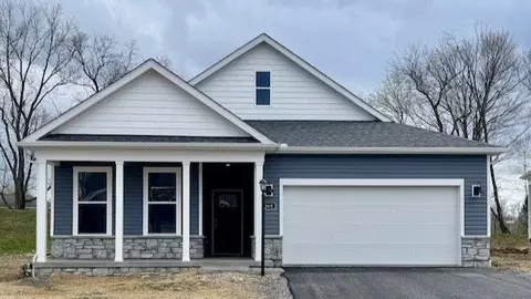 369 Gleneagles Dr, Butler, PA 16001