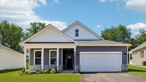 369 Gleneagles Dr, Butler, PA 16001