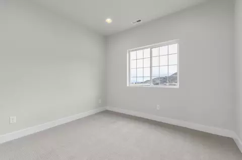 Bedroom - 11629 Engelmann Dr, Draper, UT 84020 photo 3 of 7