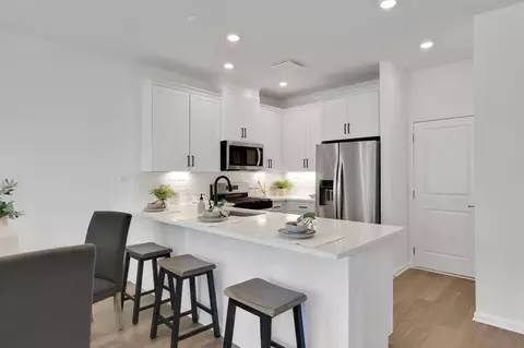 Kitchen - 182 Brook Forest Dr, Saint Augustine, FL 32092 photo 4 of 12