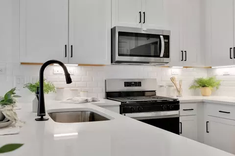 Kitchen - 182 Brook Forest Dr, Saint Augustine, FL 32092 photo 2 of 12