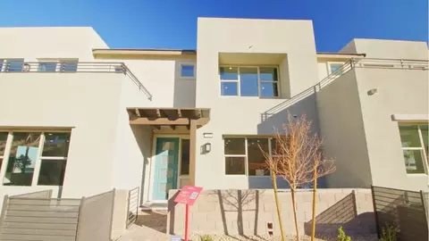 1560 Song Lark Ln, Las Vegas, NV 89138