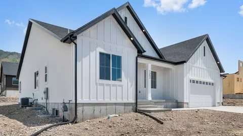 Exterior - 1346 N 1275 E #12, Logan, UT 84341 photo 3 of 14