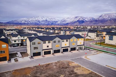 View/Area - 1101 W 480 S, American Fork, UT 84003 photo 4 of 5