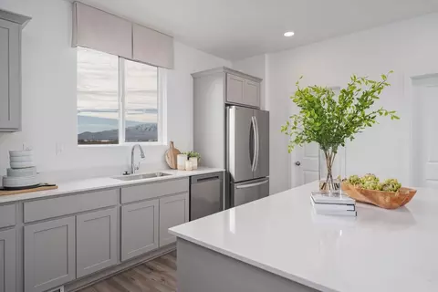 Kitchen - 1101 W 480 S, American Fork, UT 84003 photo 2 of 6