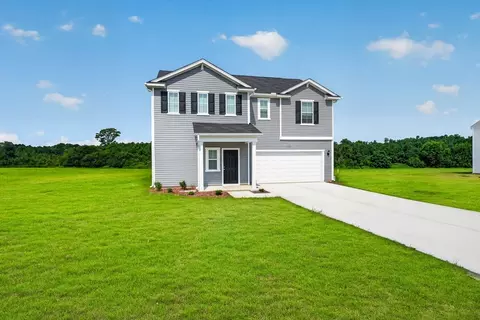 101 Hallwood Dr, Pikeville, NC 27863
