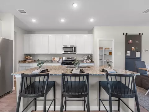 Kitchen - 16768 Needlepoint Dr, Conroe, TX 77302 photo 3 of 4