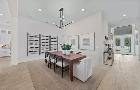 Dining - 11435 Emberstone Cir, Parrish, FL 34219 photo 2 of 3