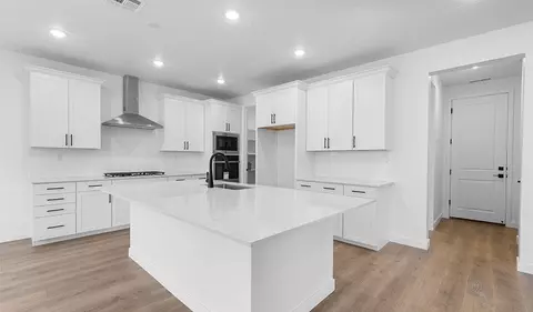 704 S 230 W, Ivins, UT 84738