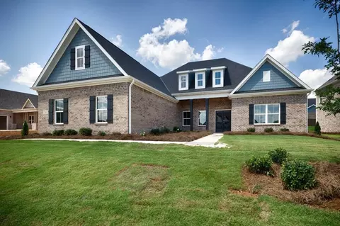Exterior - 127 Laurel Branch Dr, Dothan, AL 36305 photo 3 of 8