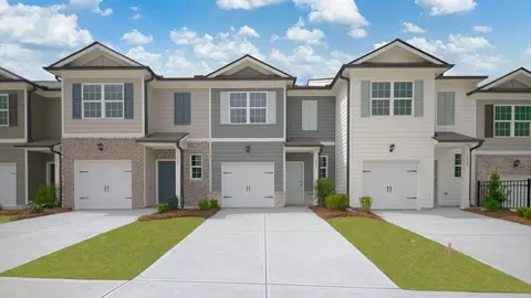 2023 Roseleigh Dr, Douglasville, GA 30134