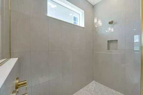 Bath - 4399 Firefly Ln, Saint Cloud, FL 34772 photo 4 of 4