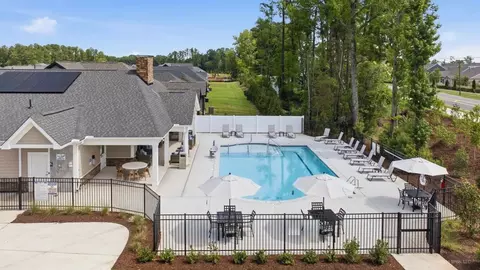 Exterior - 1104 Salford Ct, Durham, NC 27703 photo 4 of 4