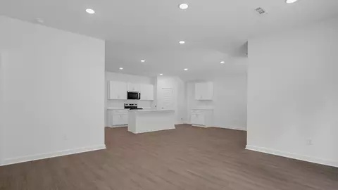 Living - 514 S Cherry St, Beebe, AR 72012 photo 1 of 9