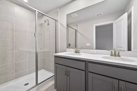 Bath - 9175 Aurelia Ave, Parrish, FL 34219 photo 1 of 2