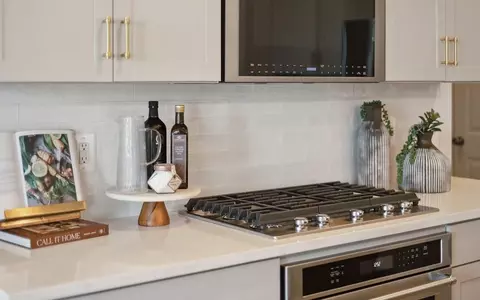 Kitchen - 103 Fetlock Dr, Stephenson, VA 22656 photo 3 of 6