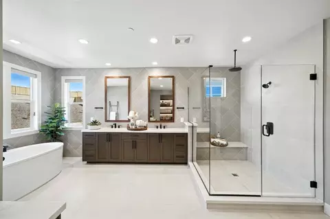 Bath - 1640 Savanna Ct, Dublin, CA 94568 photo 4 of 9