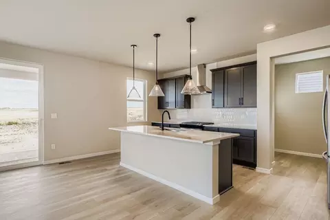 Kitchen - 330 Rustic Barn Ln, Berthoud, CO 80513 photo 5 of 11