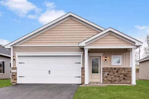 Exterior - 600 Redwood Loop N, Cambridge, MN 55008 photo 8 of 8