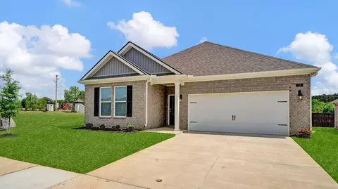 702 Edgemont Cir, Jonesboro, AR 72401