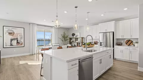 Kitchen - 4344 Ellington Way, Lathrop, CA 95330 photo 12 of 17