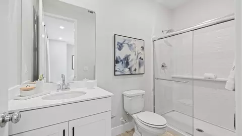 Bath - 4344 Ellington Way, Lathrop, CA 95330 photo 1 of 19