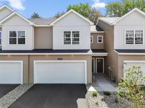 1520 Trellis Ln, West Saint Paul, MN 55118