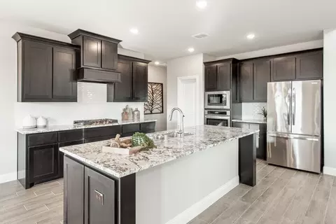 Kitchen - 1706 Baldwin Dr, Cedar Hill, TX 75104 photo 2 of 10