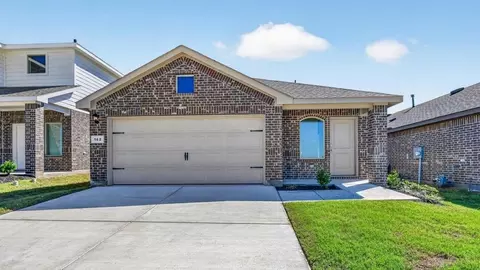 162 Davis Ln, Newark, TX 76071