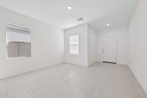 Living - 717 S 183rd Dr, Goodyear, AZ 85338 photo 1 of 1