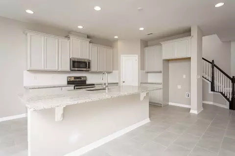 Kitchen - 5328 Teirgarten St, Saint Cloud, FL 34771 photo 2 of 5