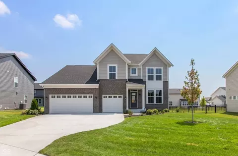12001 Water Bluff Pl, Fishers, IN 46040