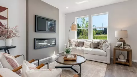 Living - 3409 SW Thomas Ave, Gresham, OR 97080 photo 1 of 2