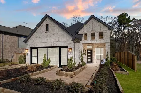 Exterior - 202 Painters Ridge Ct, Willis, TX 77318 photo 2 of 4