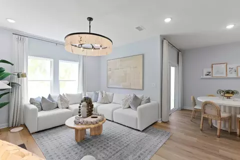Living - 363 Hill Pond Rd, Bluffton, SC 29910 photo 2 of 2
